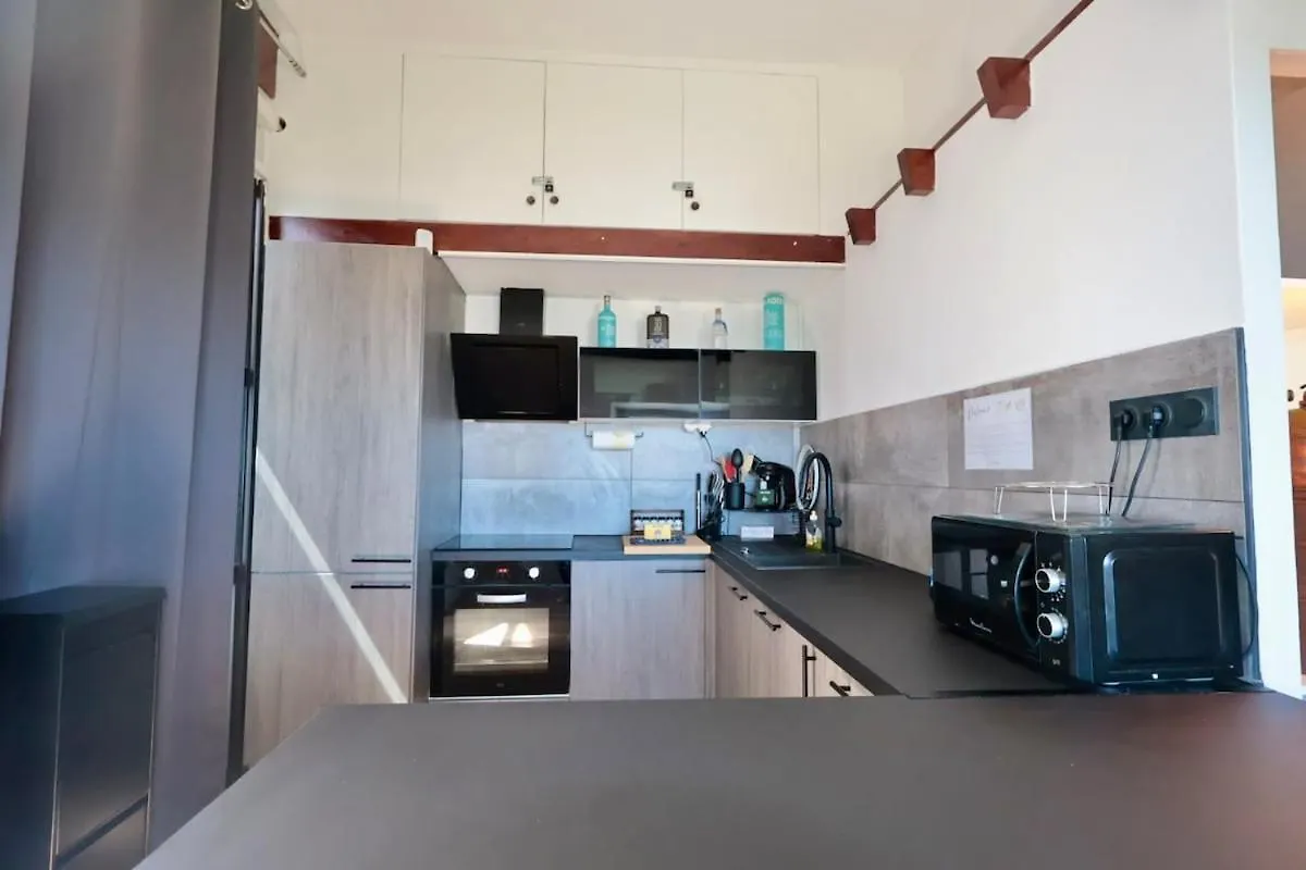 Appartement L'Atelier - Apt 2 Prs Vue Mer - Clim - Parking Vallauris