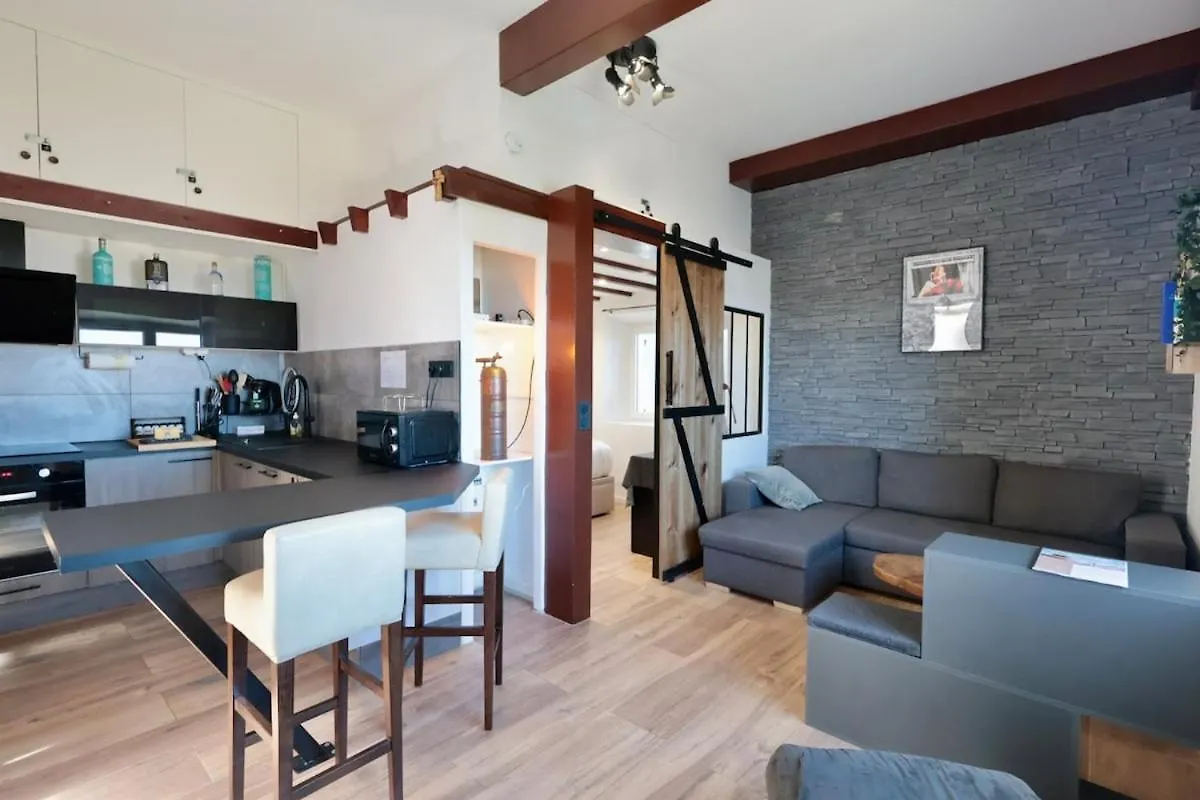 Appartement L'Atelier - Apt 2 Prs Vue Mer - Clim - Parking Vallauris
